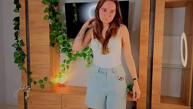 TiffanyBrooklin from StripChat is Freechat