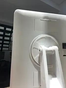 TiffanyyLam from StripChat