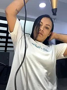 TiffanyyLam from StripChat is Freechat
