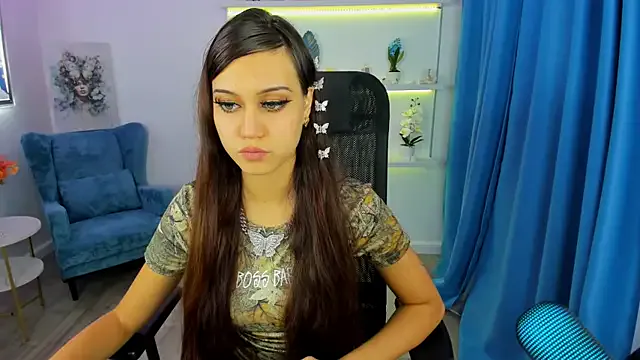 TiffanyYounge from StripChat is Freechat