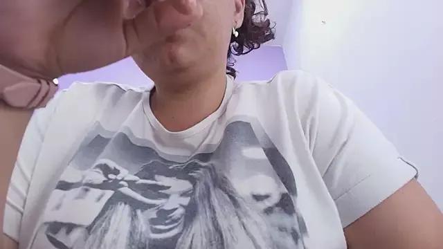 timkerbell_ from StripChat is Freechat