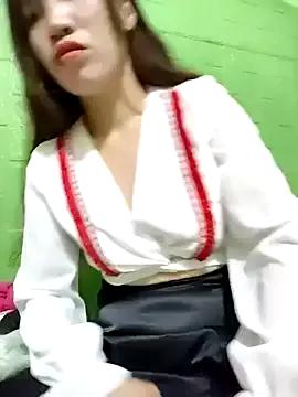 Tin_tanny from StripChat is Freechat