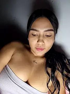 Tina_Bleare from StripChat is Freechat