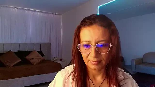 tina_moon2 from StripChat is Freechat