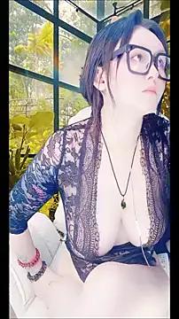 Tinababay from StripChat