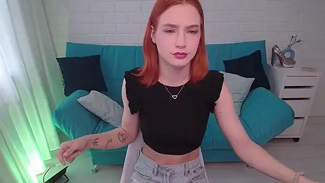 TinaCruyze from StripChat is Freechat