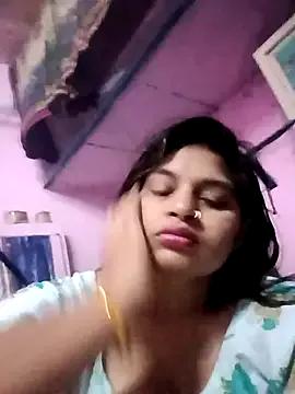 TINASONI from StripChat is Freechat