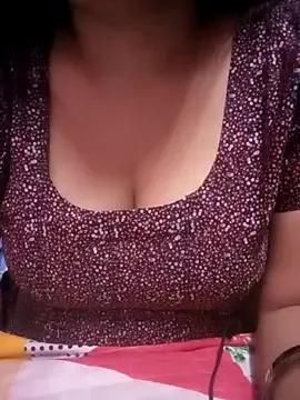 TINASONI from StripChat is Freechat
