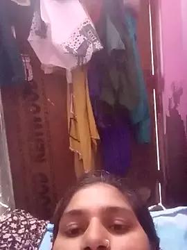 TINASONI from StripChat is Freechat