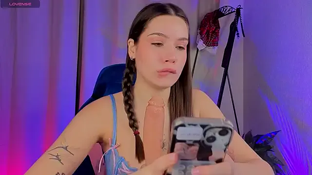 Tiny__Toon from StripChat is Freechat