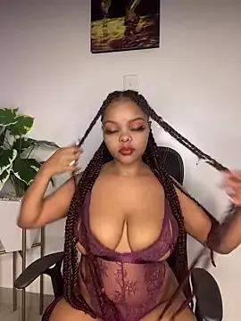 tinydollface from StripChat is Freechat