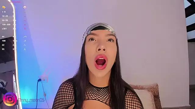Try our streaming cams variety and talk on a personal level with our adorable girls streamers, showing off their bountiful shapes and dildos.