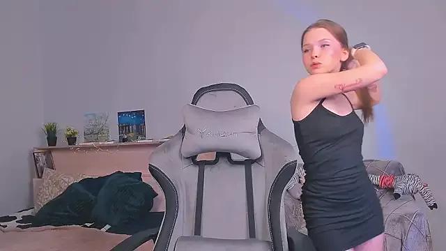 TinysRoses from StripChat is Freechat