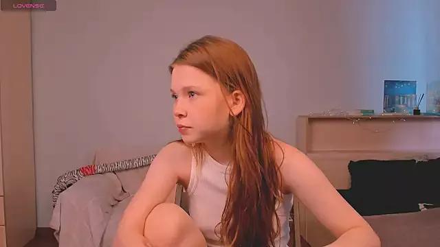 TinysRoses from StripChat is Freechat