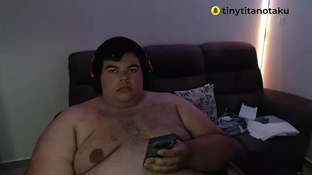 TinyTitanOtaku from StripChat is Freechat