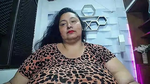 TistMature from StripChat