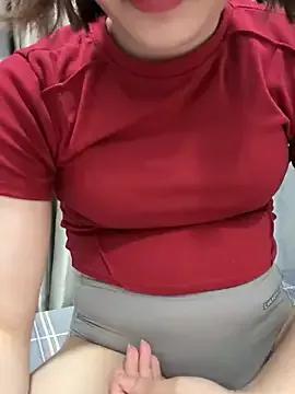 Tit3xo from StripChat