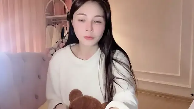 Titi-175 on StripChat 