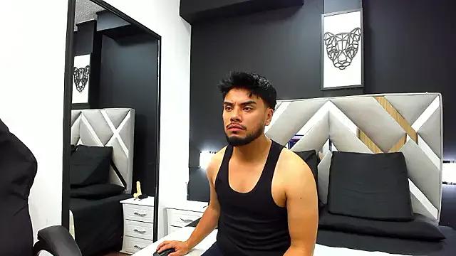 Tommidubois from StripChat