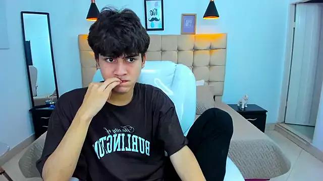 Tommy18__ from StripChat