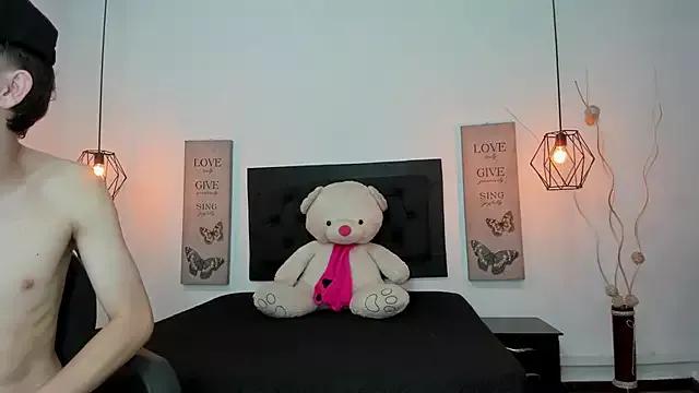 Try our streaming cams variety and talk on a personal level with our adorable girls streamers, showing off their bountiful shapes and dildos.