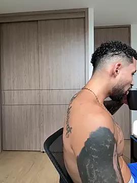 TommyCruz from StripChat is Freechat