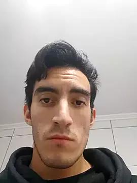 TommyMomentum from StripChat