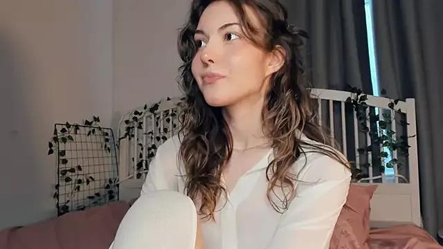 TonitaMonka from StripChat is Freechat