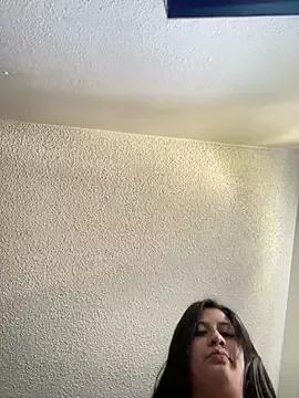 tooprettypatricia from StripChat is Freechat