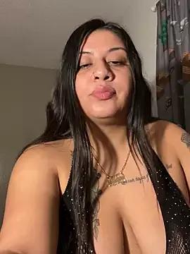 tooprettypatricia from StripChat is Freechat
