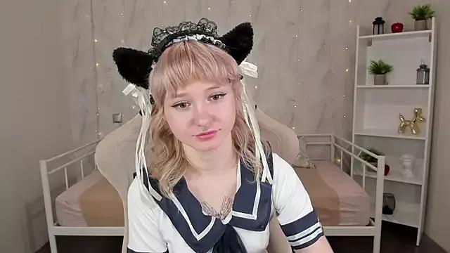 Tori_Cutie from StripChat is Freechat