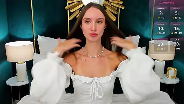 ToriSonn from StripChat is Freechat