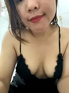 Trang-cute18 from StripChat is Freechat