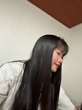 TrangNemo from StripChat is Freechat