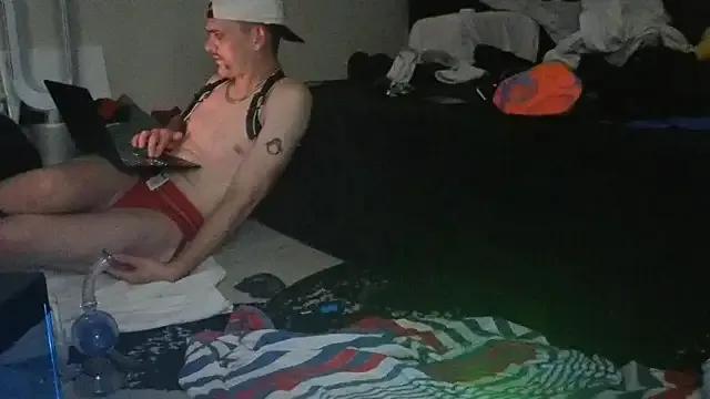 Trashy_Whiteboy from StripChat is Freechat
