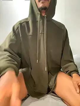 TRILLAHUNG from StripChat is Freechat