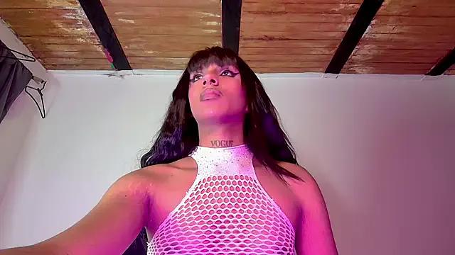 Trix_ebony from StripChat is Freechat
