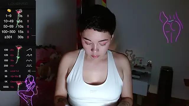 Try our streaming cams variety and talk on a personal level with our adorable girls streamers, showing off their bountiful shapes and dildos.