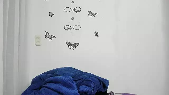 Trixy26 from StripChat