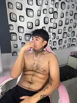 TrollingWitching from StripChat is Freechat
