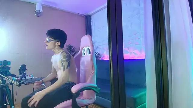 troy_rouge from StripChat is Freechat