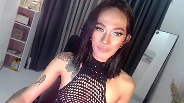 Ts-Glamorousaxx from StripChat is Freechat