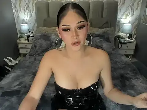 TsNicoleCox from StripChat is Freechat