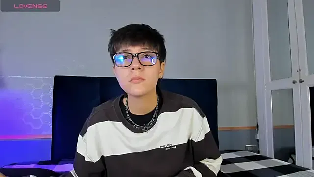 Tsuki_Maru from StripChat is Freechat