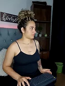 Tu_Traviesa from StripChat