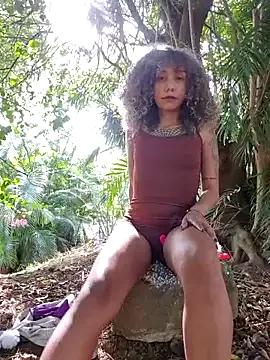 tucurly_latina from StripChat