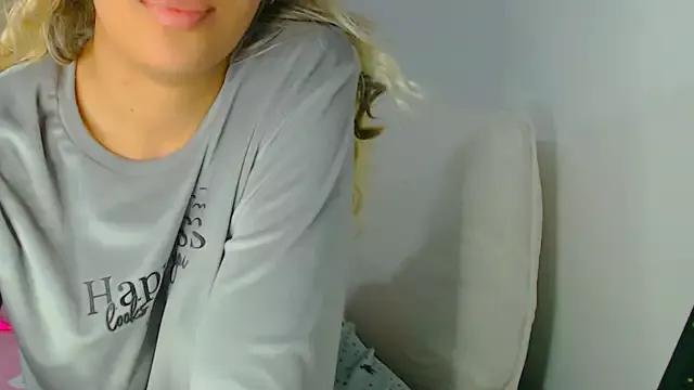 Try our streaming cams variety and talk on a personal level with our adorable girls streamers, showing off their bountiful shapes and dildos.