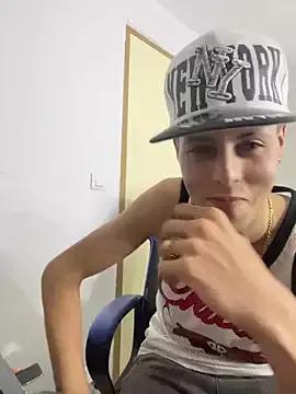 tuu_chuuloo from StripChat is Freechat