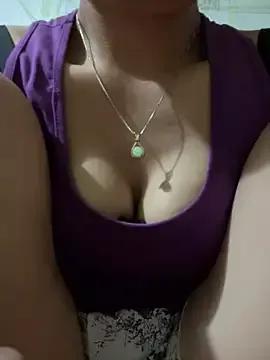 tuyyei_gjg from StripChat