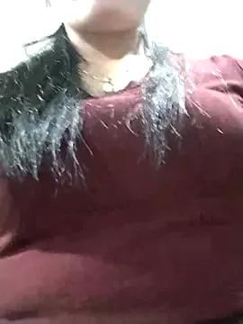 tuyyei_gjg from StripChat
